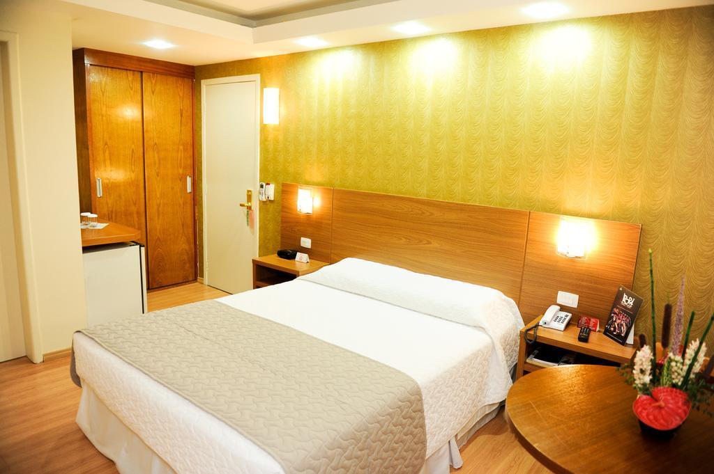 Hotel Rafain Centro Foz do Iguaçu Zewnętrze zdjęcie
